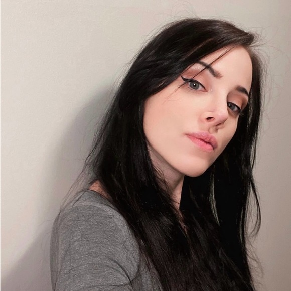 Meet your Posher, Aleksandra - Picture 1 of 1